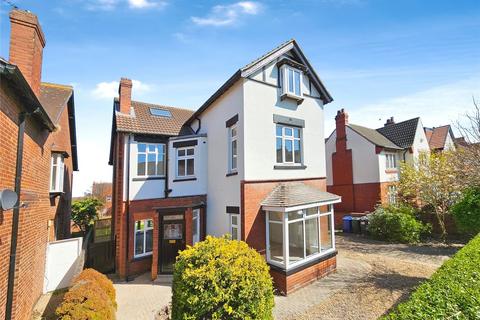 5 bedroom detached house for sale, Axholme Road, South Yorkshire DN2