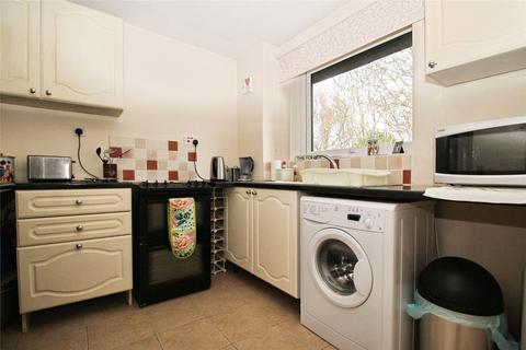 2 bedroom flat for sale, Valley Green, Hertfordshire HP2