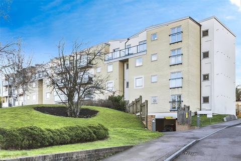 2 bedroom flat to rent, Bury Road, Hertfordshire HP1