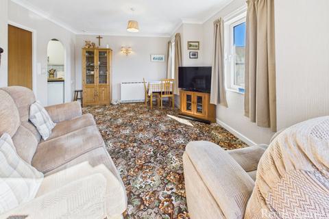 2 bedroom apartment for sale, Grosvenor Crescent, North Yorkshire YO11