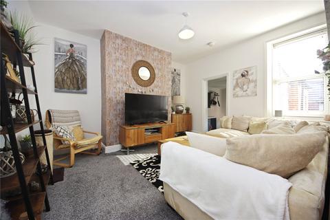 3 bedroom flat for sale, Moore Street, Gateshead NE8