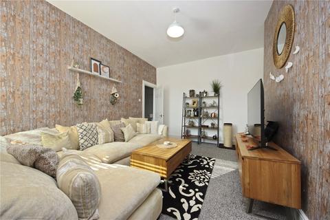 3 bedroom flat for sale, Moore Street, Gateshead NE8