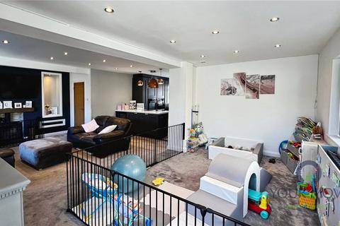 3 bedroom semi-detached house for sale, The Grove, Oldham OL2