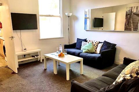 4 bedroom house to rent, Nottingham NG7