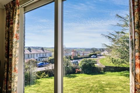 27 Derwent Park, Great Broughton, Cockermouth, CA13 0YS