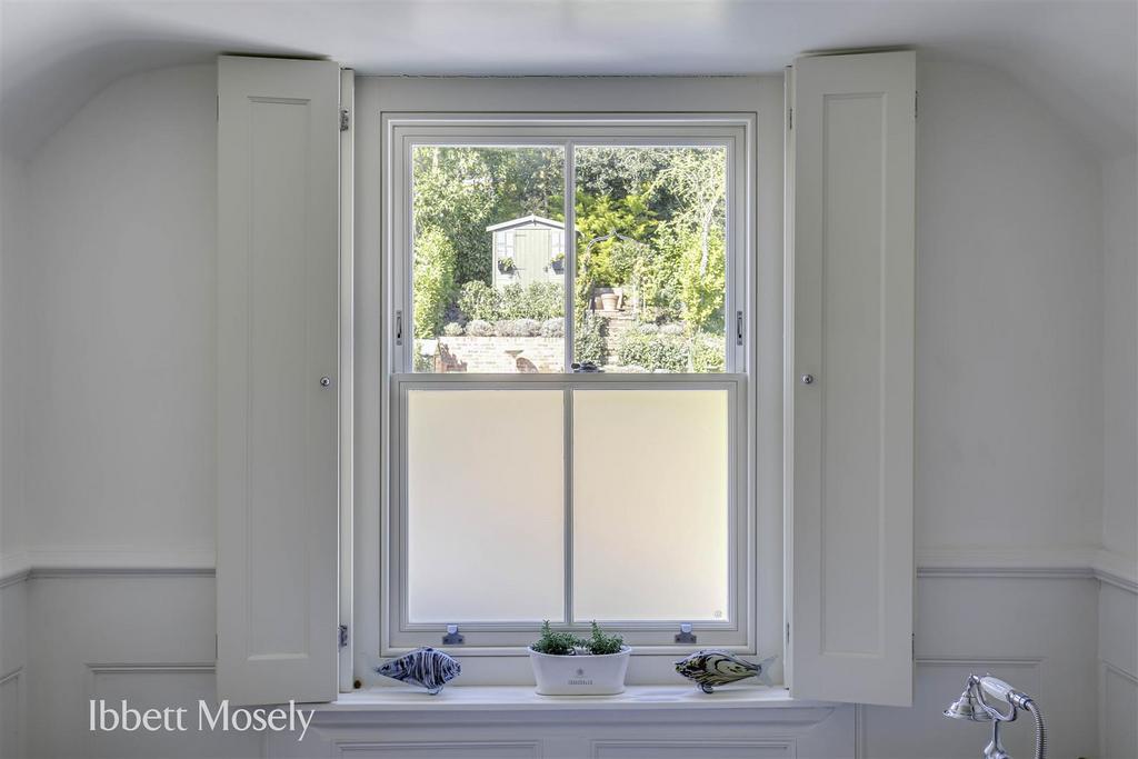 22 Bathroom window view.jpg