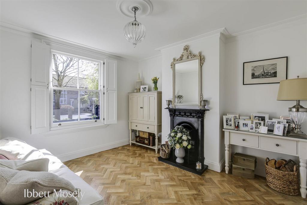 5 Sitting Room.jpg