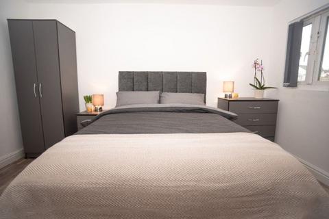 1 bedroom house to rent, Hagley Road West, Smethwick B67