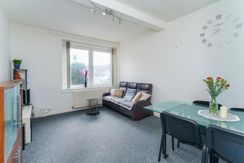 2 bedroom flat for sale, Hutchison Cottages, Edinburgh, EH14