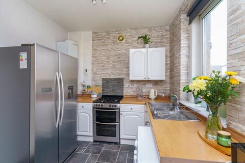2 bedroom flat for sale, Hutchison Cottages, Edinburgh, EH14