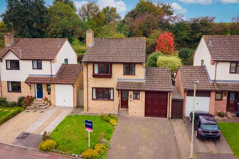 3 bedroom detached house for sale, Westernlea, Crediton, EX17