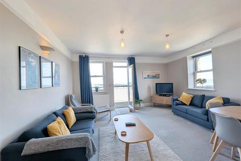 2 bedroom apartment for sale, St. Thomas Street, Ryde, PO33 2DL