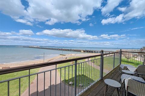 2 bedroom apartment for sale, St. Thomas Street, Ryde, PO33 2DL