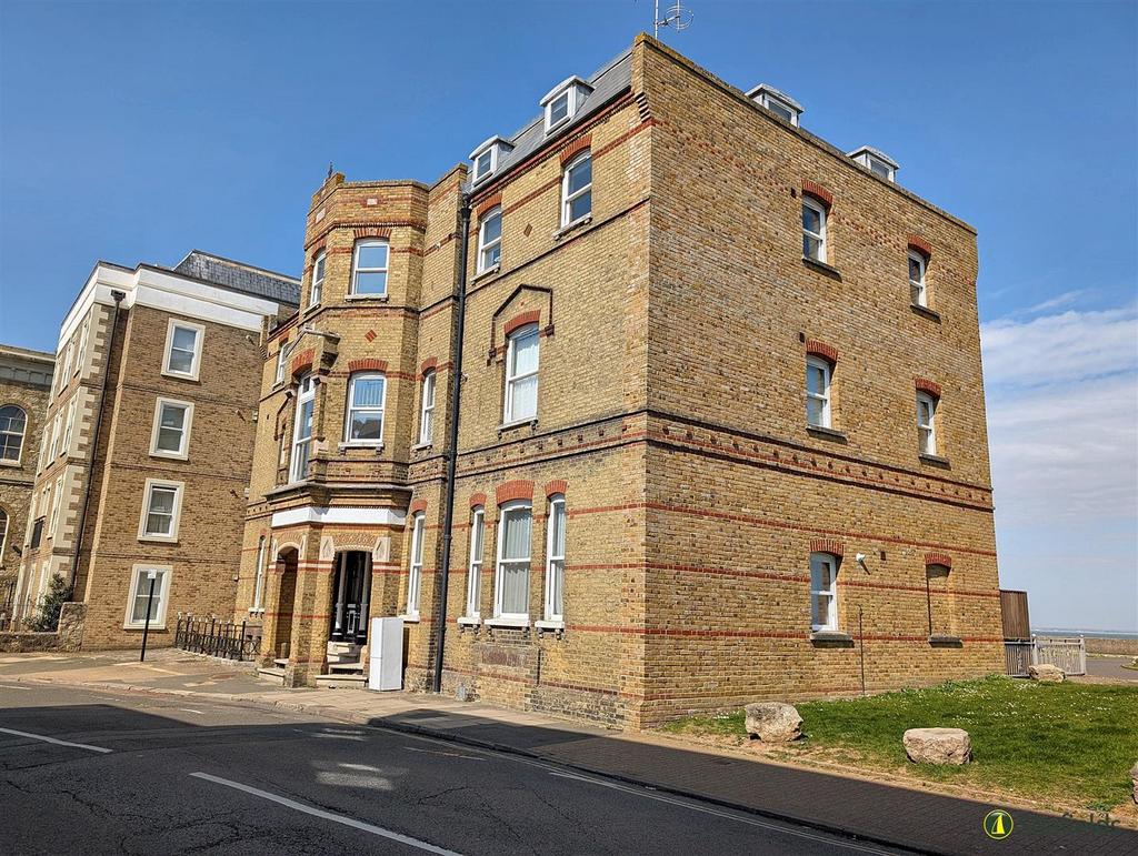 Victoria Lodge