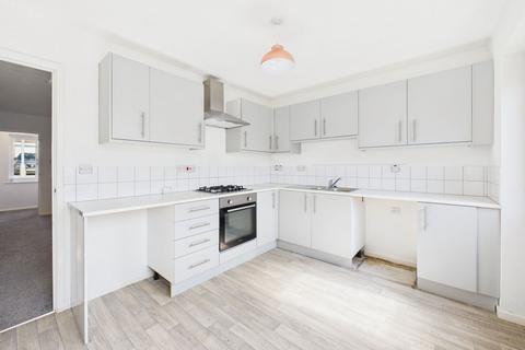 32 Mayfield Close, St Austell, PL25 3PD