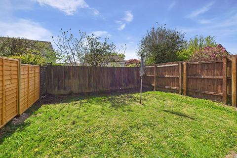 32 Mayfield Close, St Austell, PL25 3PD