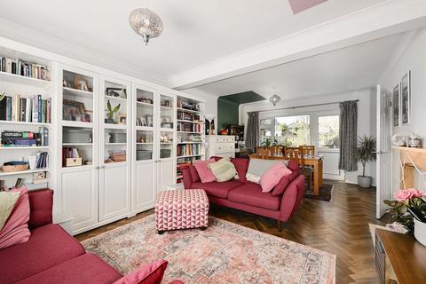 3 bedroom semi-detached house for sale, Canterbury Road, Ashford TN24