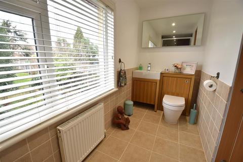 37 Midfield Avenue, Bexleyheath, DA7 6LX