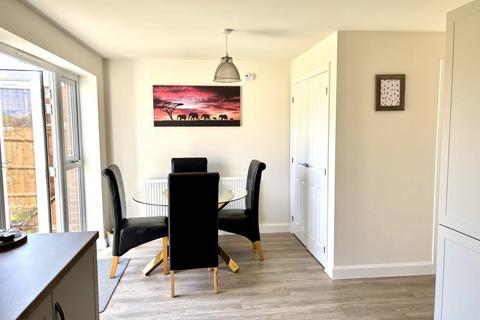 4 bedroom detached house for sale, Doctor Hanna Way, Telford, TF1