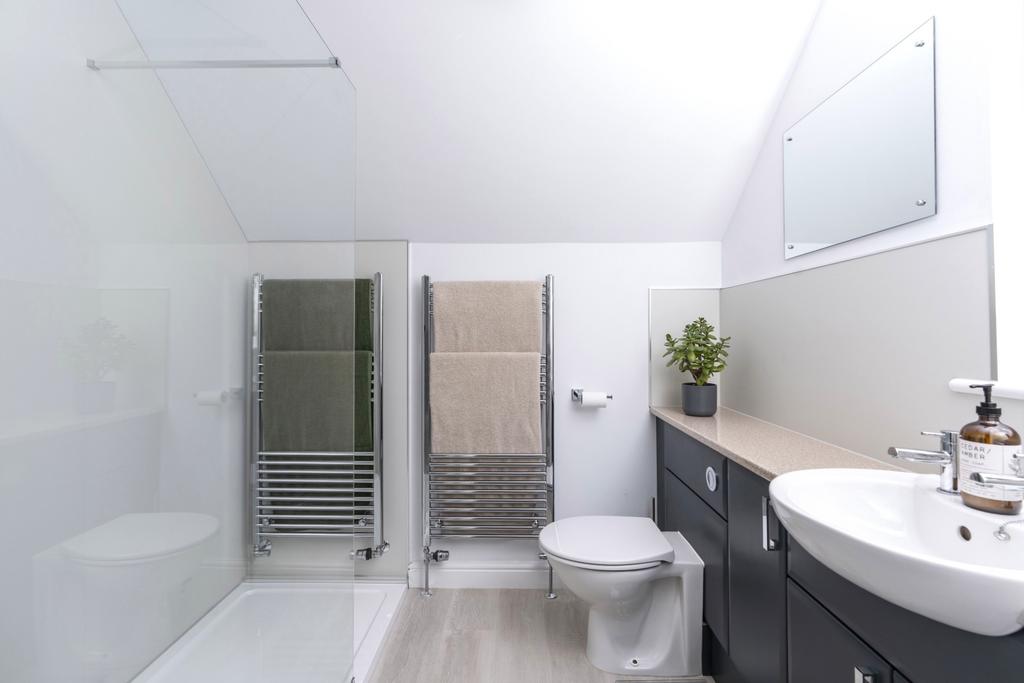 Ensuite Shower Room
