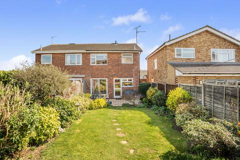 3 Beechfield, Sawbridgeworth, CM21 9NG