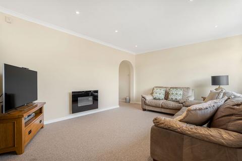 3 Beechfield, Sawbridgeworth, CM21 9NG