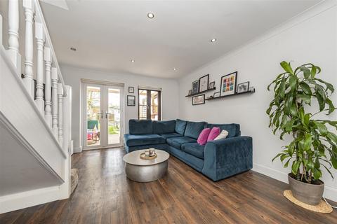 2 bedroom terraced house for sale, Woodlands, Park Street, St. Albans