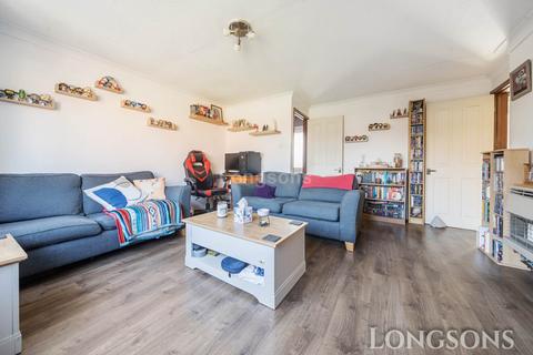 10 Akrotiri Square, Watton, Thetford, IP25 6HY
