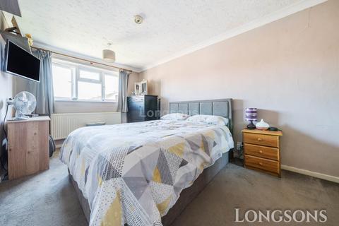 10 Akrotiri Square, Watton, Thetford, IP25 6HY