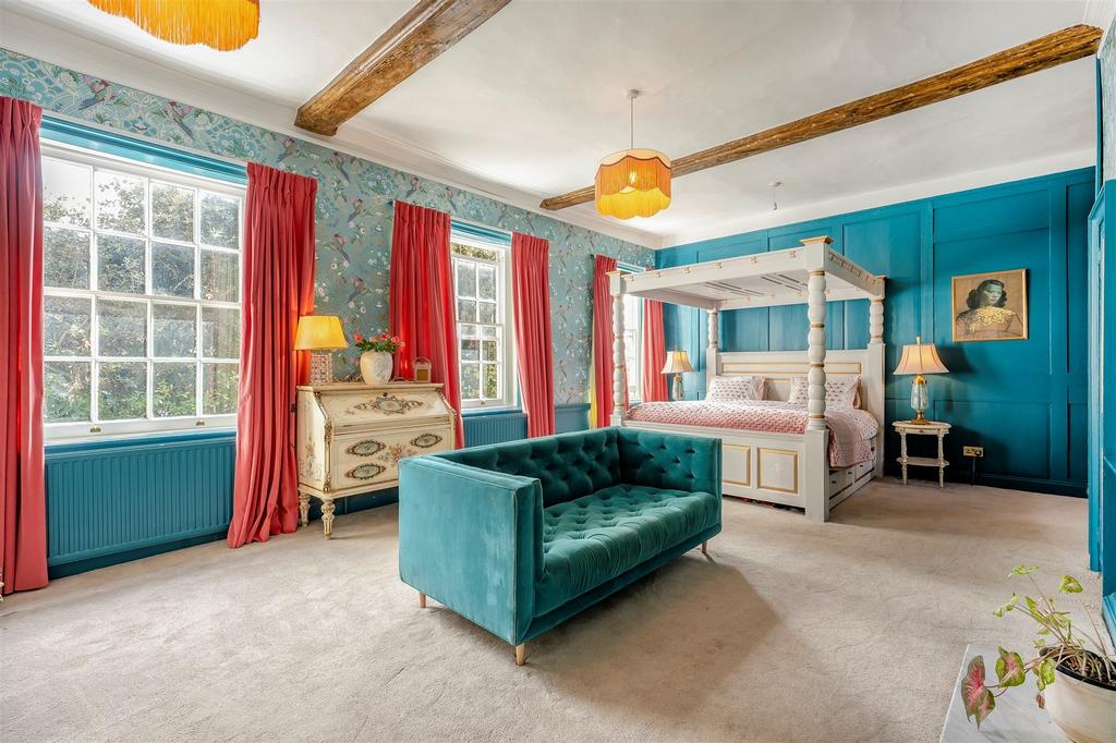 Main Bedroom