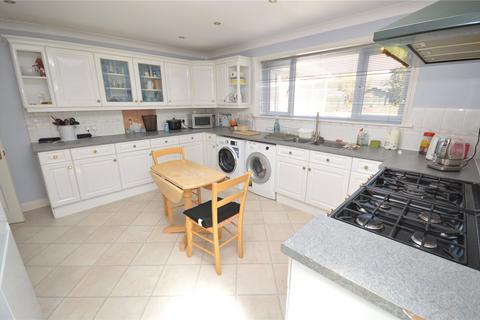 4 bedroom bungalow for sale, Barton Road, Luton, Bedfordshire, LU3