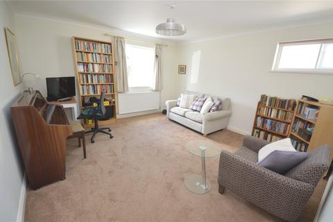 4 bedroom bungalow for sale, Barton Road, Luton, Bedfordshire, LU3