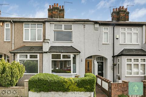 2 bedroom cottage for sale, Landseer Road, EN1