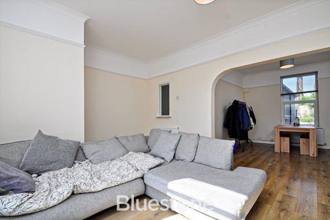 3 bedroom property for sale, Chepstow Road, Newport, NP19