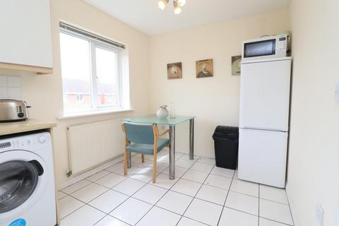 3 bedroom semi-detached house to rent, Anley Way, Coventry