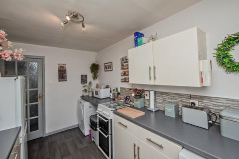 2 bedroom flat for sale, Tower Street, Bradford, BD2