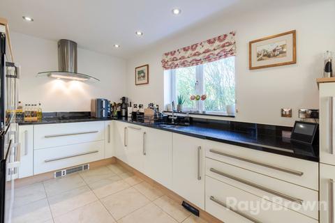 4 bedroom detached house for sale, Cardiff CF23