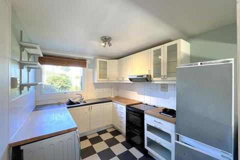 48 Fields Court, Warwick, CV34 5HP
