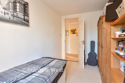2 bedroom flat for sale, Boundary Road, Worthing, West Sussex