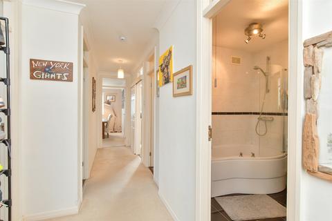 2 bedroom flat for sale, Manor Lea, Worthing BN11