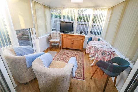 2 bedroom detached bungalow for sale, Yew Tree Road, Hayling Island