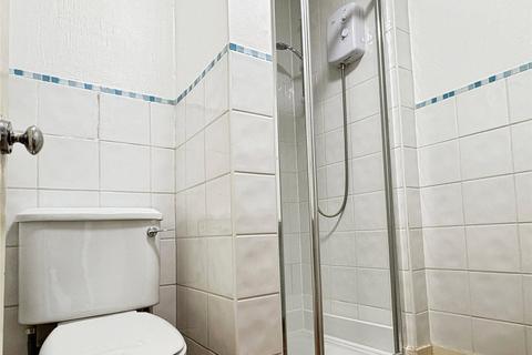 1 bedroom flat for sale, West Crescent Road, Kent DA12
