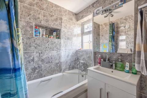 14 Bell Close, Slough, SL2 5UQ