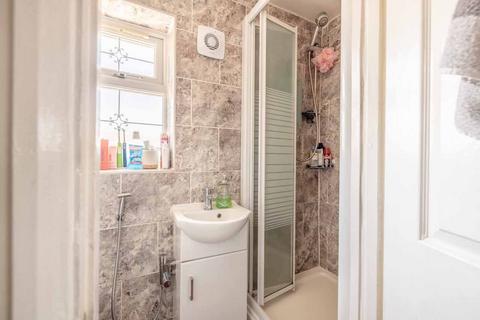 14 Bell Close, Slough, SL2 5UQ
