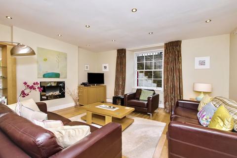 19b Forth Street, Edinburgh, EH1 3LE