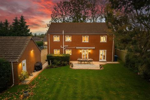 3 bedroom detached house for sale, Front Road, Wisbech PE13
