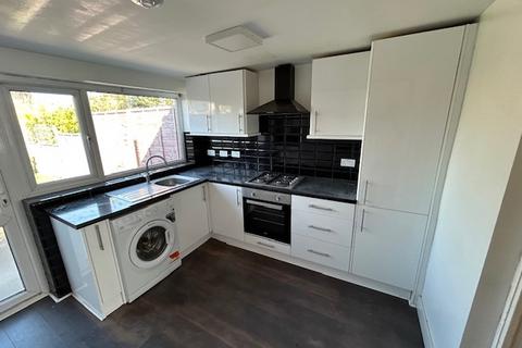 2 bedroom terraced house to rent, Ingleton Avenue, Welling DA16