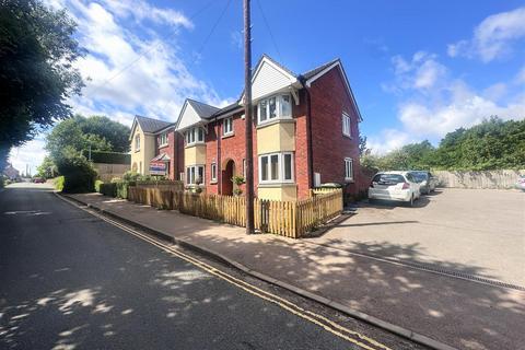4 bedroom detached house for sale, Culver Street, Newent GL18