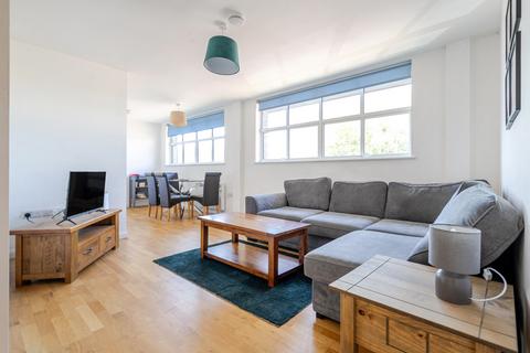 2 bedroom apartment for sale, The Square, Bath BA2