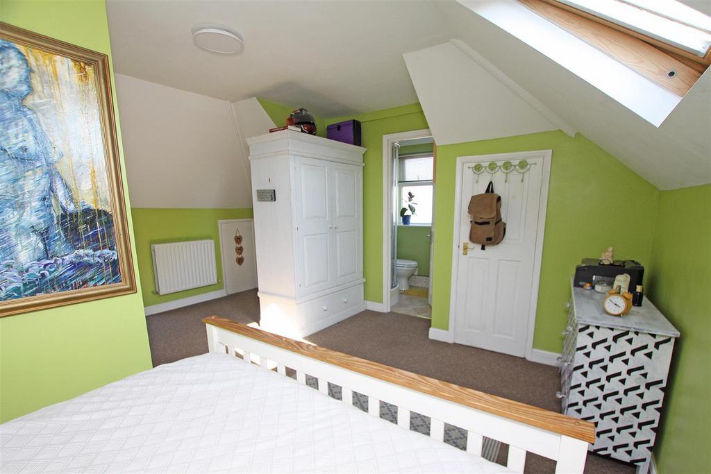 Bedroom one b.jpg